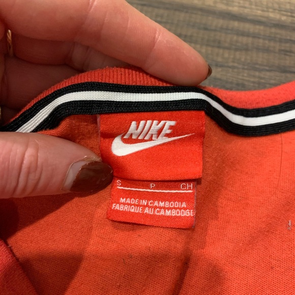 Pink Nike Muscle Shirt, Size Small - Picture 4 of 5